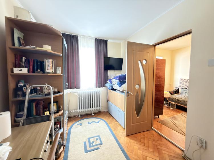 Apartament 2 camere, 40 mp utili, etaj 3 - zona Dacia