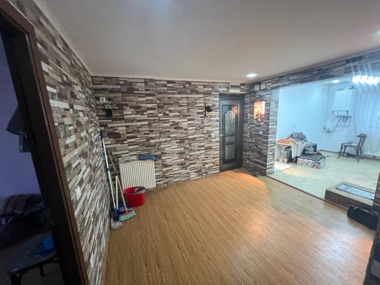 Apartament de vânzare