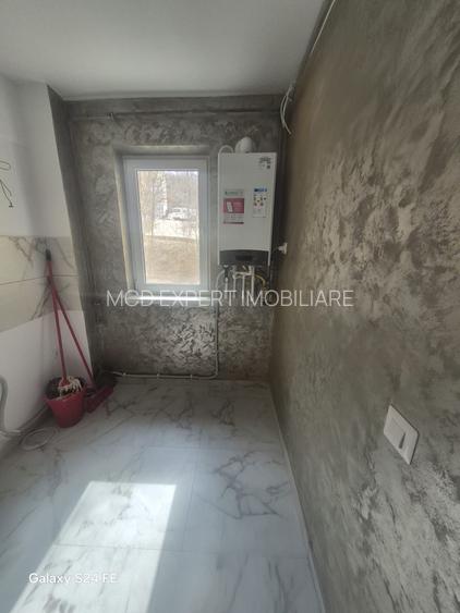 De închiriat apartament 3 camere etaj 1 - 3