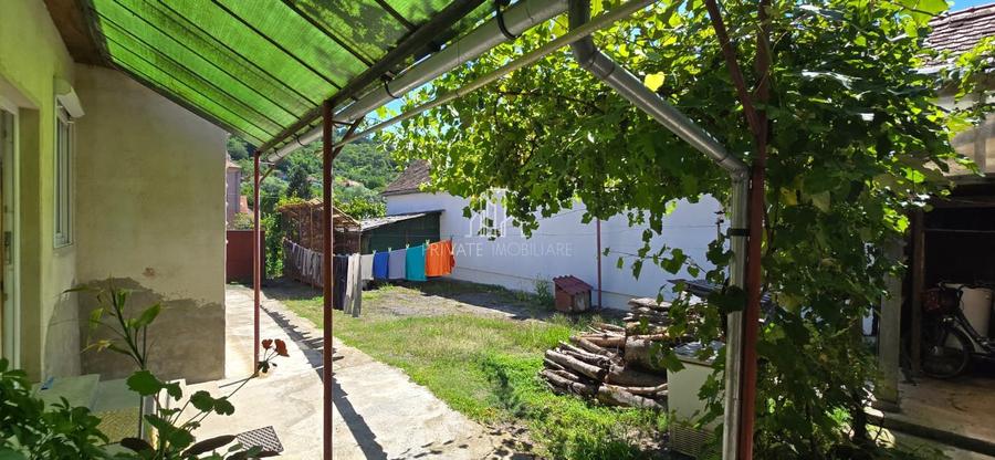 Casă de vânzare, zona Ana Ipătescu, în exclusivitate