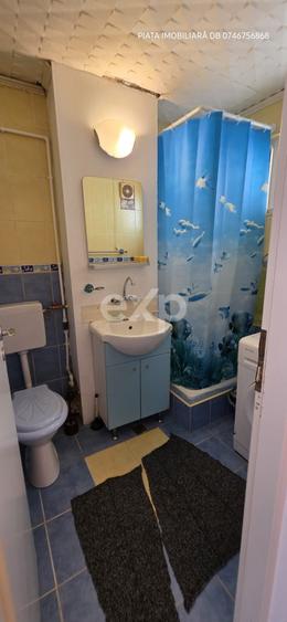 Apartament 2 Camere Decomandat de Închiriat – Bulevardul Unirii, Cartier Micro 6