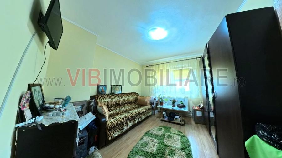 Apartament 3 camere Central - parter- 80 mp - boxa inclusa