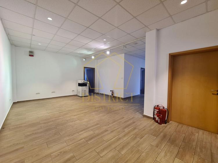 Clădire de birouri cu hala industriala si teren 1464mp | Mehala