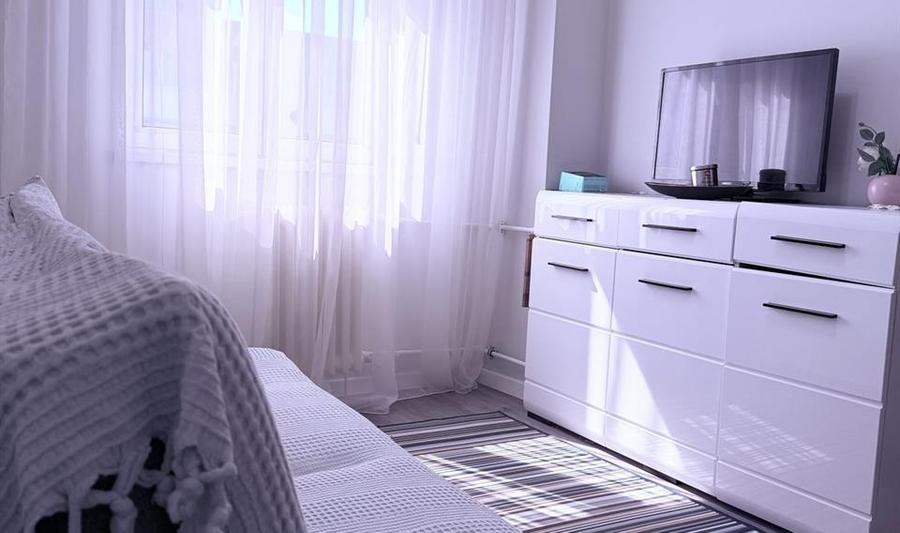 Apartament 3 camere 2 bai bloc 1978 Drumul Taberei