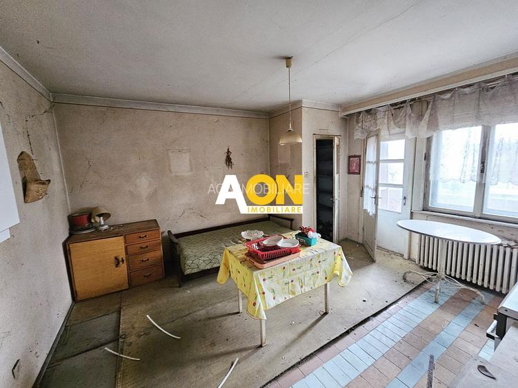 Casa cu 7 camere, 700 mp teren, deschidere la 2 strazi, zona Centru - 11