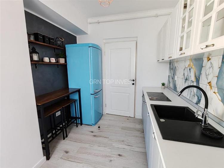 Apartament de lux 2 camere balcon parcare zona Doamna Stanca
