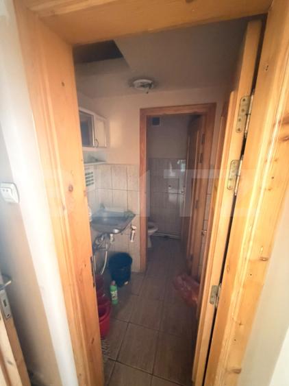 Spatiu de inchiriat, 146 mp, vitrina 20 ml, zona Burdujeni