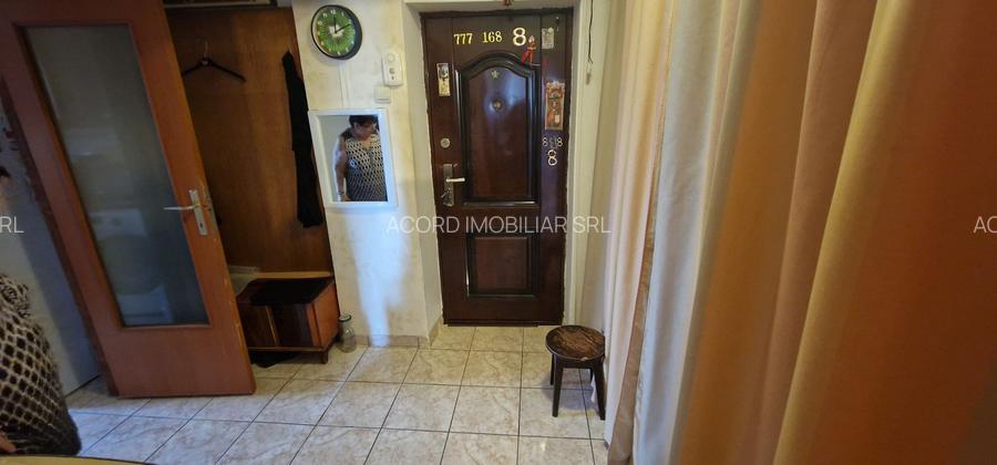 Tomis 1, doua camere decomandate, zona foarte buna - 9