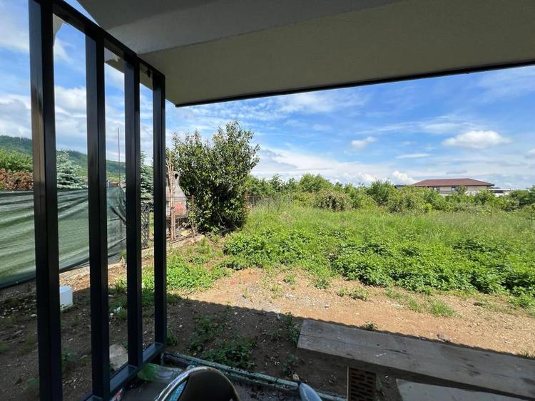 Duplex in livada cu 5 camere