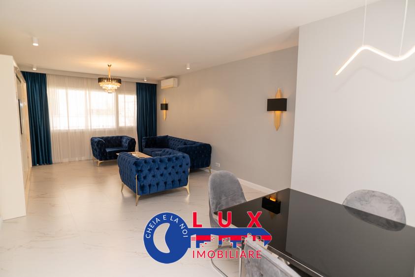 ID 6613 DE VÂNZARE - Vila de LUX - Zona 9 Mai
