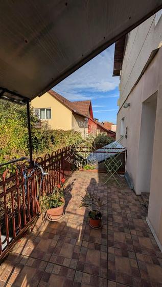 Apartament 2 camere 80 mp-etaj 1-balcon-terasa-Zona Centrala