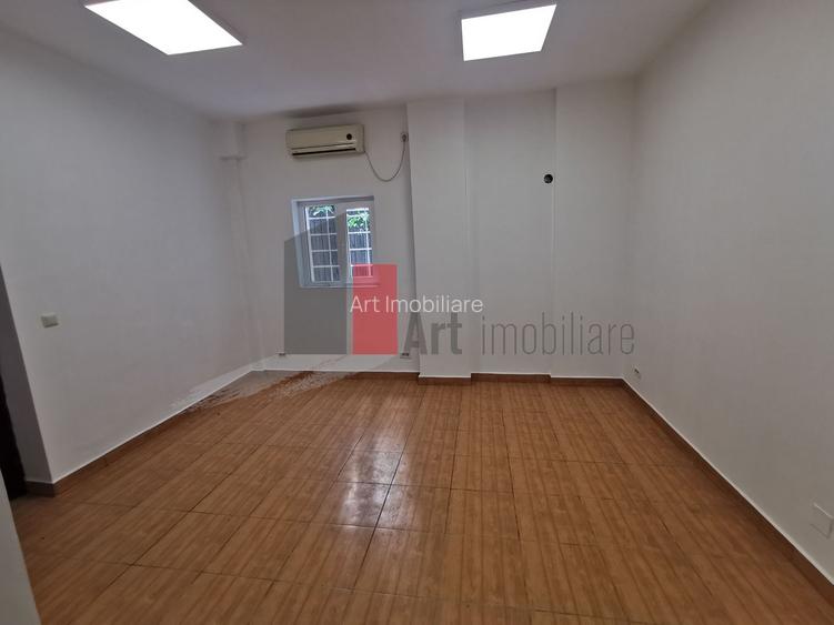 %0 Comision Spatiu comercial de inchiriat in zona Kogalniceanu/Cismigiu - 3