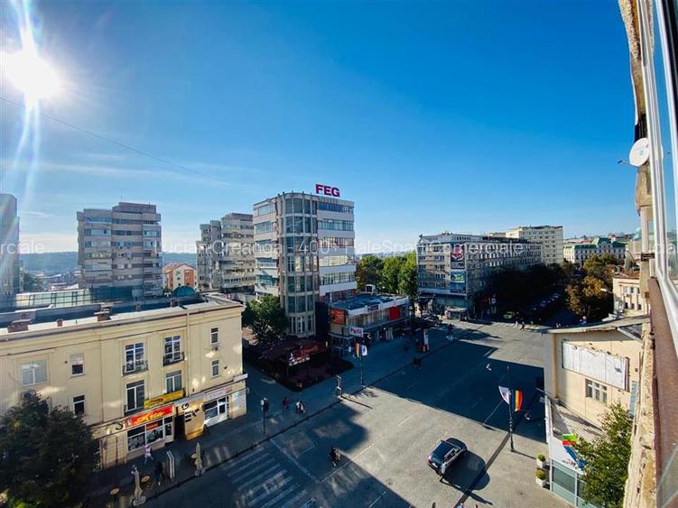 Apartament 3 camere, 80mp, centru, bd. Stefan cel Mare