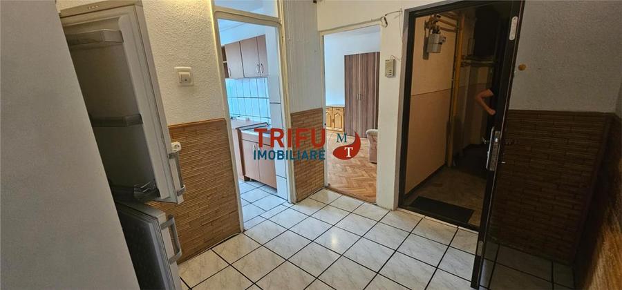 Apartament de vanzare Zona Tolstoi !