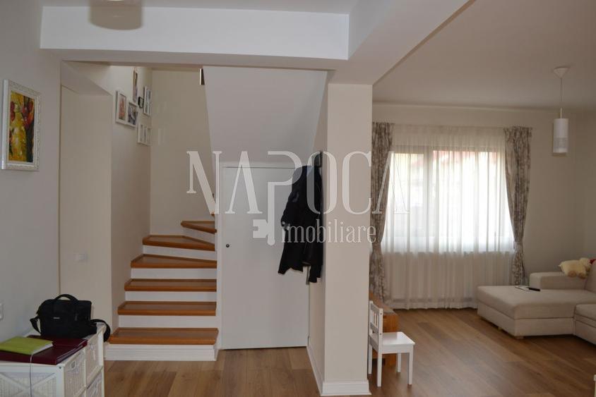Casa 4 camere de vanzare in Floresti