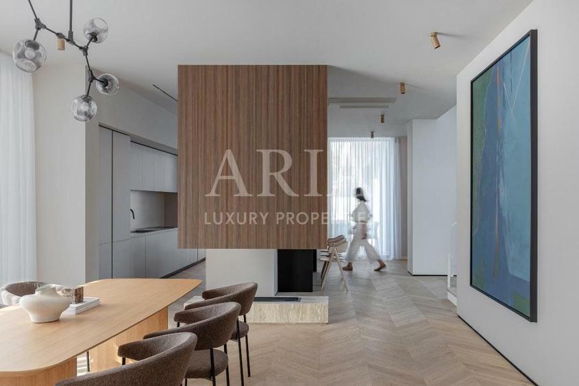 REZIDENȚĂ CONTEMPORANĂ CU DESIGN ICONIC | POZE REALE |