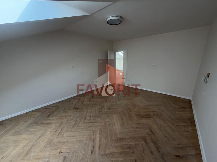 NOU. Disponibil imediat. Decomandat. Zona Soarelui