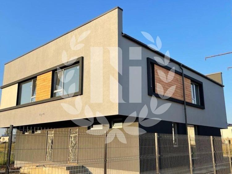 VILA 4 CAMERE BALOTESTI