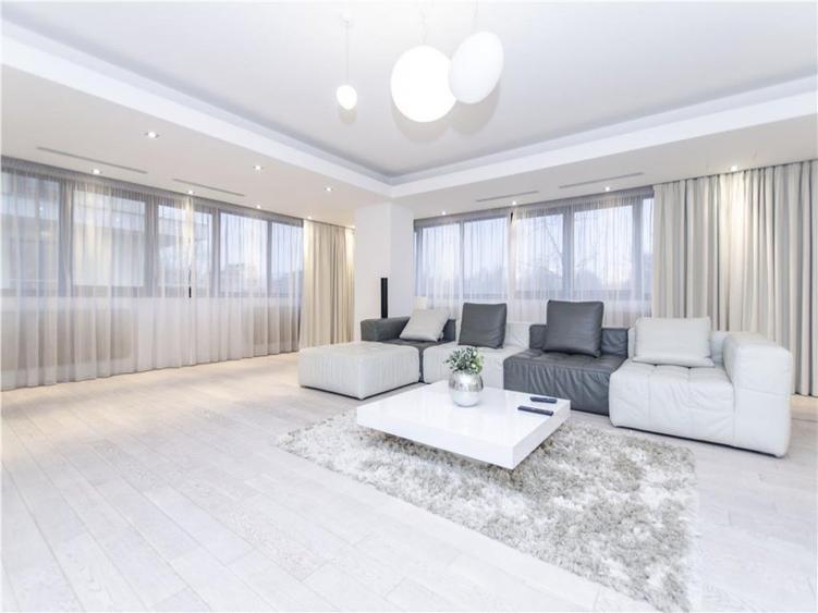 Apartament 4 camere Lux Bd.Mamaia, 210 mp, Prima închiriere