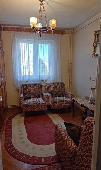 Apartament 3 camere în zona STRAZII PADIS