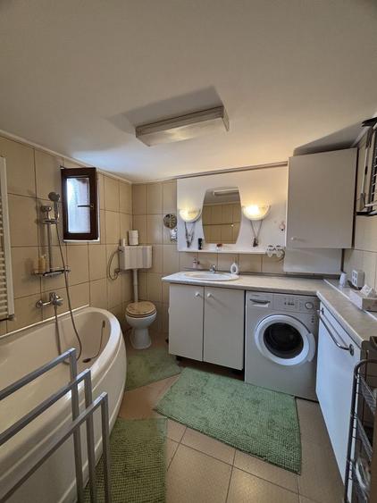 Casa de vânzare în zona Girocului