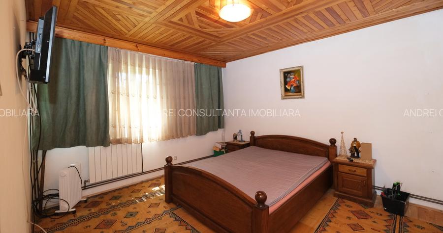 Vanzare casa mare la munte langa padure  Cheia judetul Prahova locatie excelenta - 4