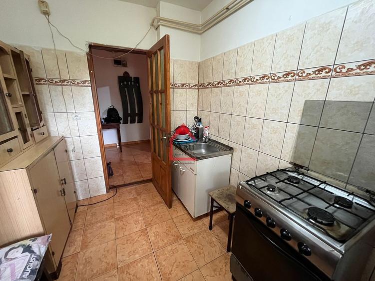 Ap 2 camere | decomandat | zona Canta | cu CT