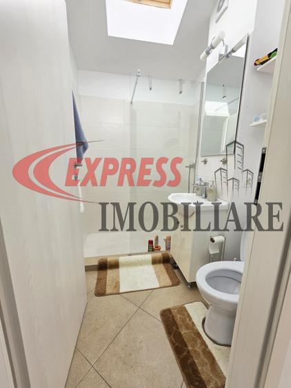 Berceni, Turnu Magurele, Grand Arena, Centrala proprie