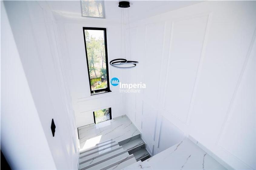 Duplex modern cu 3 dormitoare, 2 bai și terasa panoramica,Rediu Iasi