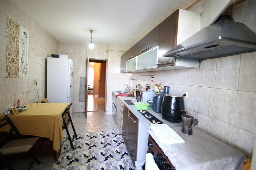 3 camere Mazepa 2, str. Brailei, 72mp, etaj 3/4, bloc 1987