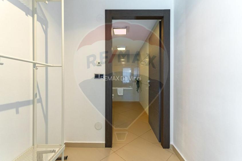Apartament cu 4 camere de vânzare - 9