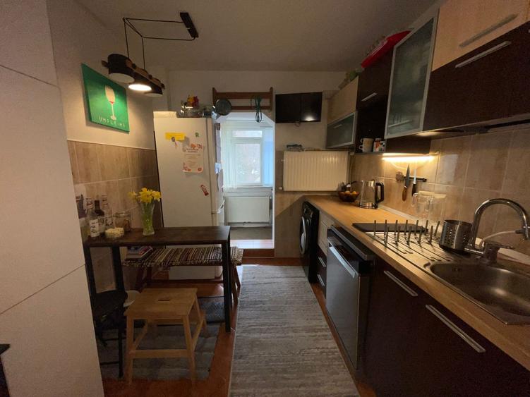 3 camere de vanzare, 71 mp, zona Pacurari- Petru Poni, Iasi