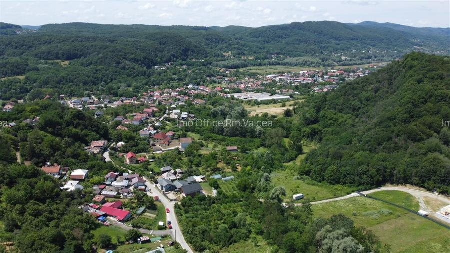 Teren Vladesti 5681 mp