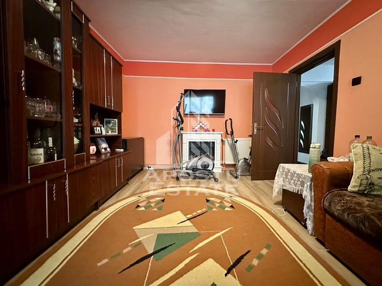 Apartament cu 3 camere de vanzare, centrala, zona Soarelui, Timisoara