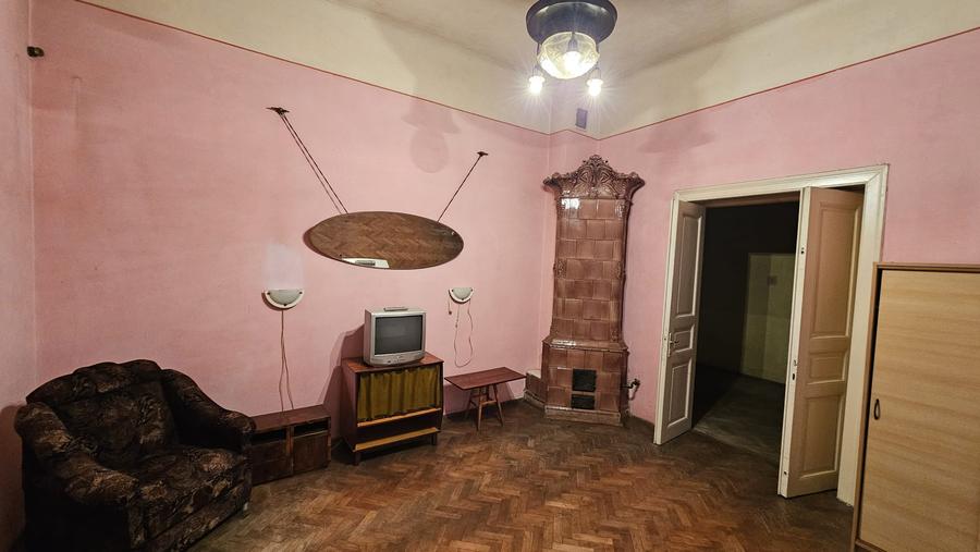 ULTRACENTRAL–Casă tip duplex -Ideal locuință sau investiție
