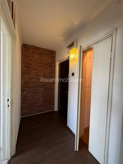 Vanzare apartament 2 camere, in Galati, Tiglina 1, centrala proprie