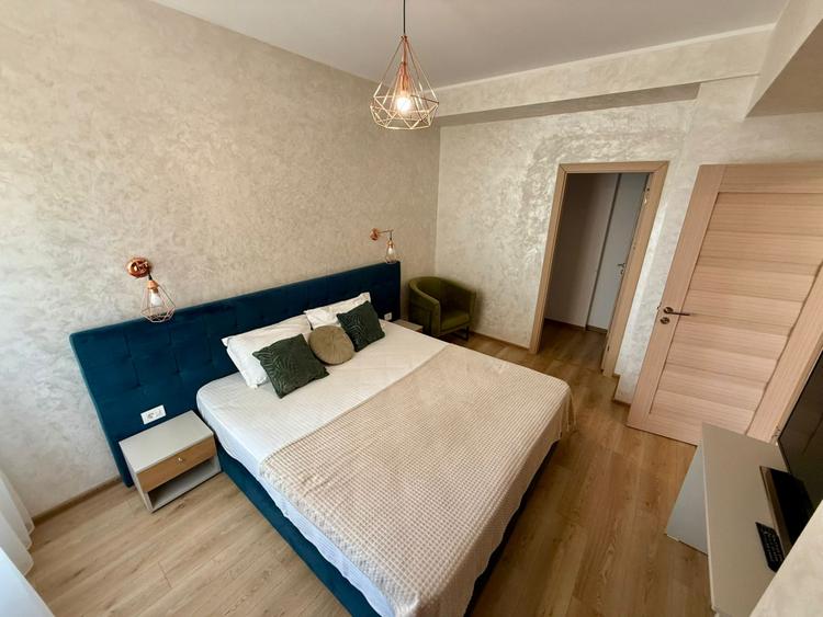 Statiunea Mamaia Central-apartament 4 camere deosebit