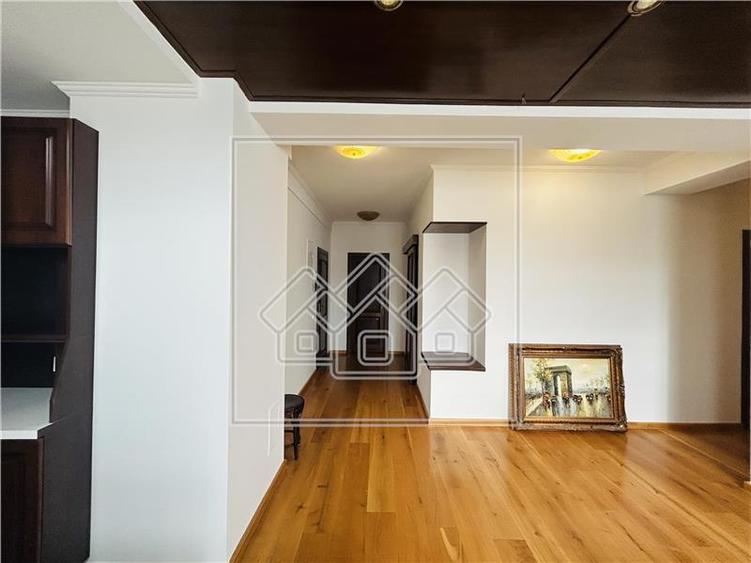 Penthouse spatios si modern, 160 mp utili + terasa spectaculoasa