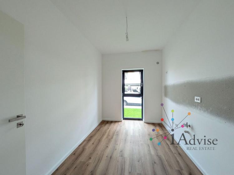 Apartament NOU 3 camere Tractorul, Brasov