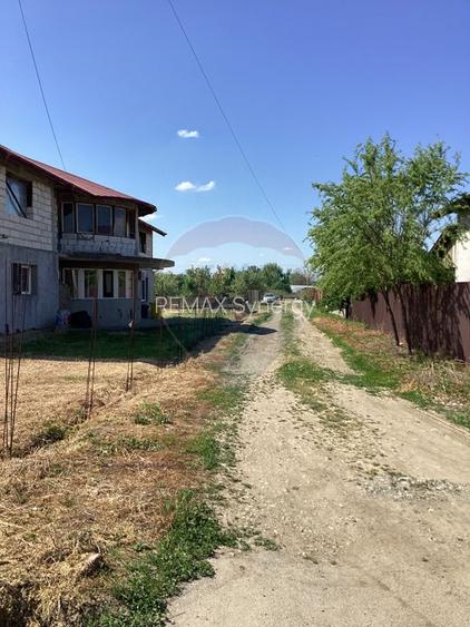 Vilă în Țegheș, com. Domnești (IF), regim P+1, acces rapid București - 11