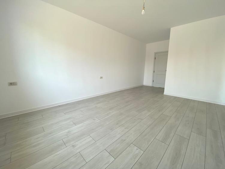 Duplex pe parter langa Timisoara | 3 camere si 2 bai | Perete dublu