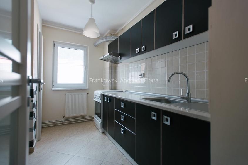Apartament 2 camere de închiriat Răcădău | Vedere pădure | Etaj 5/8 | Lift | Par - 6