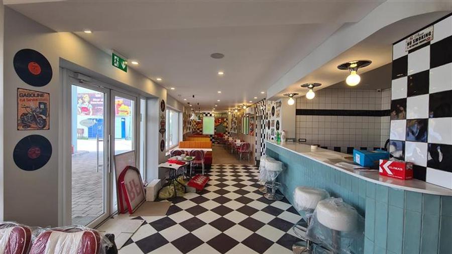 Benzinarie si restaurant de vanzare pe Calea Lugojului