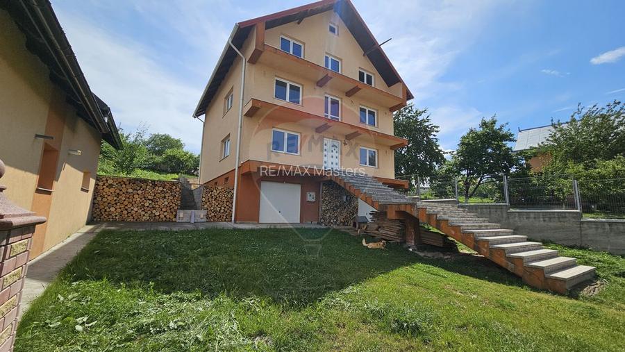 Casă / Vilă cu 12 camere-Sfântu Ilie Vechi, Suceava - 8