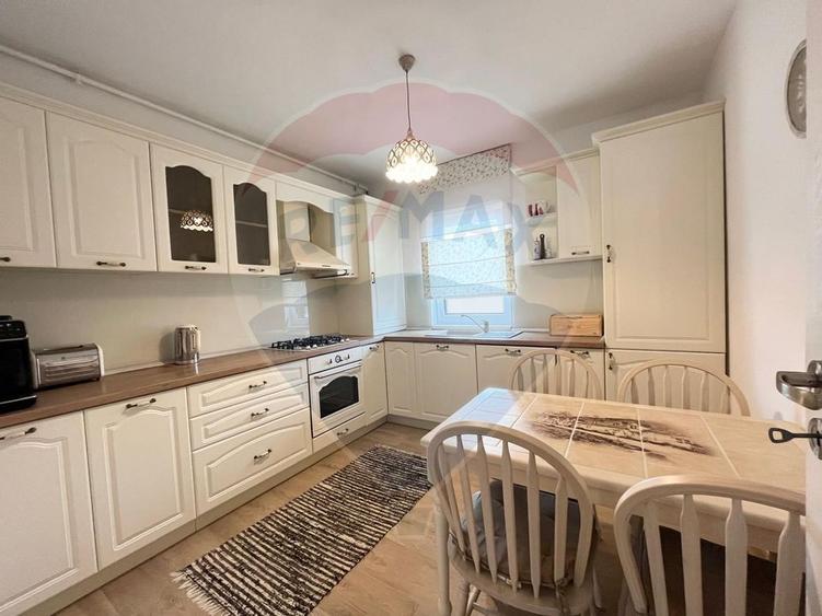 Apartament tip penthouse str. Mircea Alifanti, cartier Arhitectilor