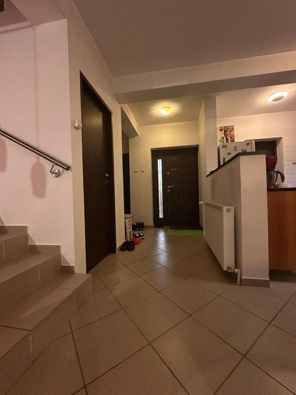 Casă individuală P+1E, construită în 2013–zonă liniștită, exclusiv de case