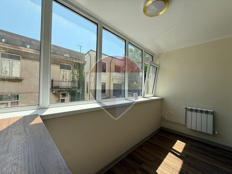 Garsonieră modernă | Peninsula Constanța | Aproape de Piața Ovidiu