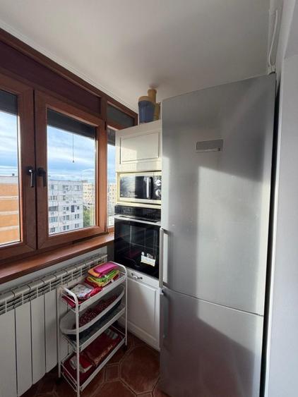Inchiriez apartament 3 camere Crangasi