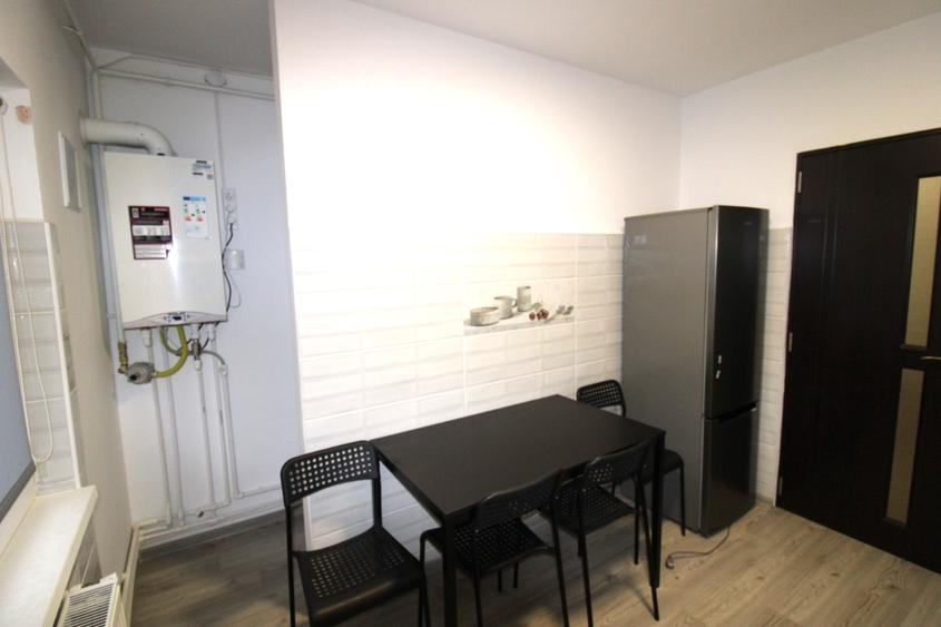 2 Camere DECOMANDATE | Bloc 2002 | Micro 17 | Orientare SUD | Practic Imobiliare