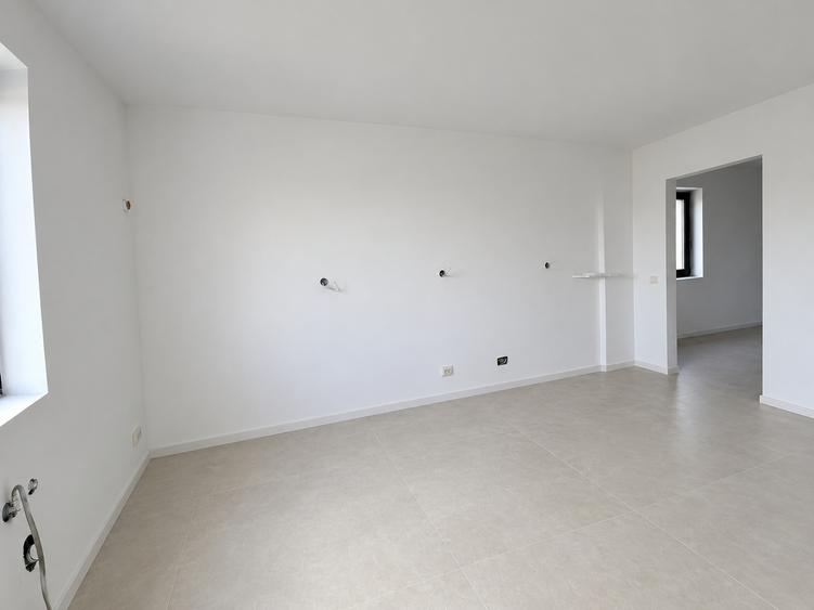 Vila individuala cu 4 camere si teren de 400 mp – Domnesti, zona Teghes